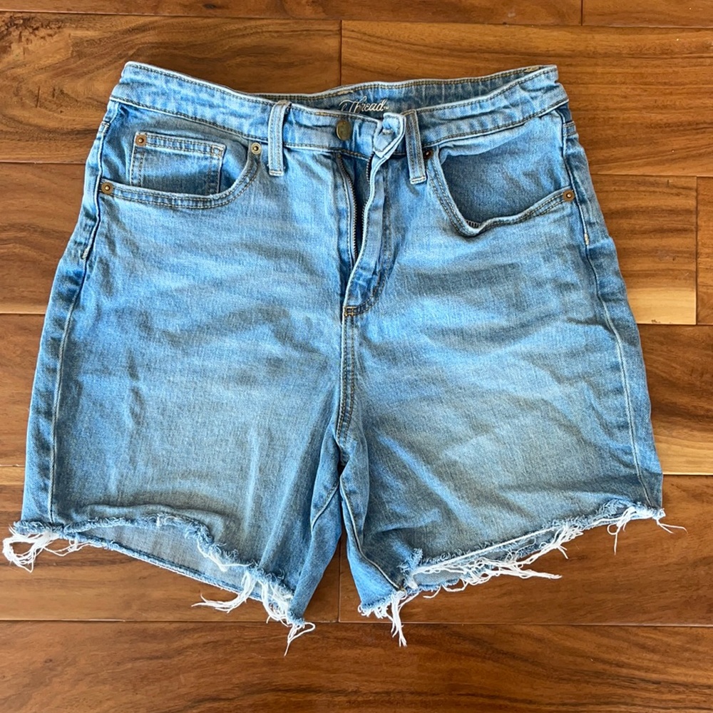 High Rise Universal Thread Shorts, Size 10